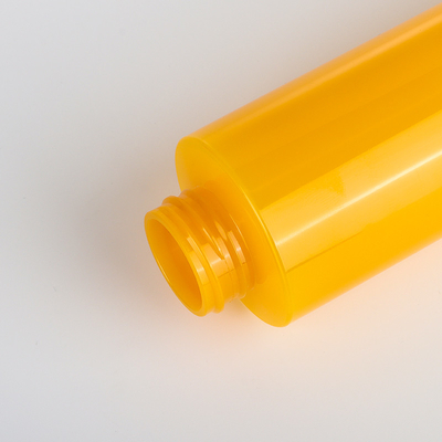 Niestandardowy plastikowy pojemnik na balsam do ciała dla zwierząt Pojemnik na żel pod prysznic ze złotą pompką 350 ml
