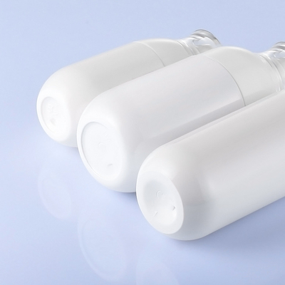 Białe 2 Oz przezroczyste plastikowe butelki z rozpylaczem Materiał PET Okrągły kształt do perfum