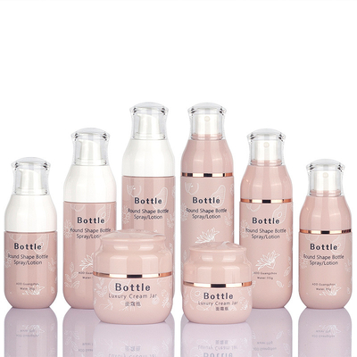 Dostępne są zestawy butelek kosmetycznych Mini Airless 50 ml 80 ml 100 ml ODM