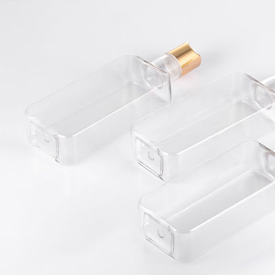Plastikowa butelka z nakrętką do wyciskania Airless 300 ml ze złotą zakrętką