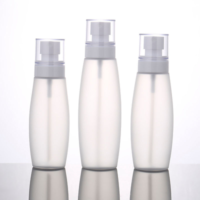 Matowa kosmetyczna butelka z rozpylaczem Plastikowa plastikowa pojemność 100 ml wielokrotnego użytku