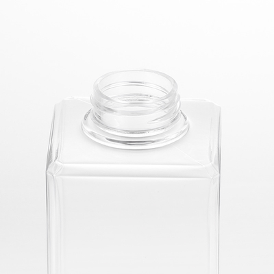 Recyklingowe kwadratowe przezroczyste plastikowe butelki z balsamem z pompką 44 mm 550 ml