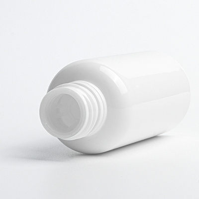 Srebrna kosmetyczna butelka z zakraplaczem 50 ml na olejek eteryczny o średnicy 34 mm